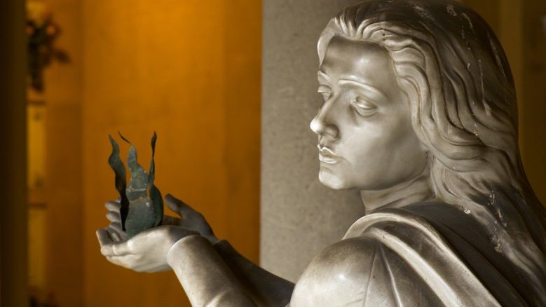 Capolavori nascosti in Certosa, tra arte, storia e misteri | Visita al tramonto
